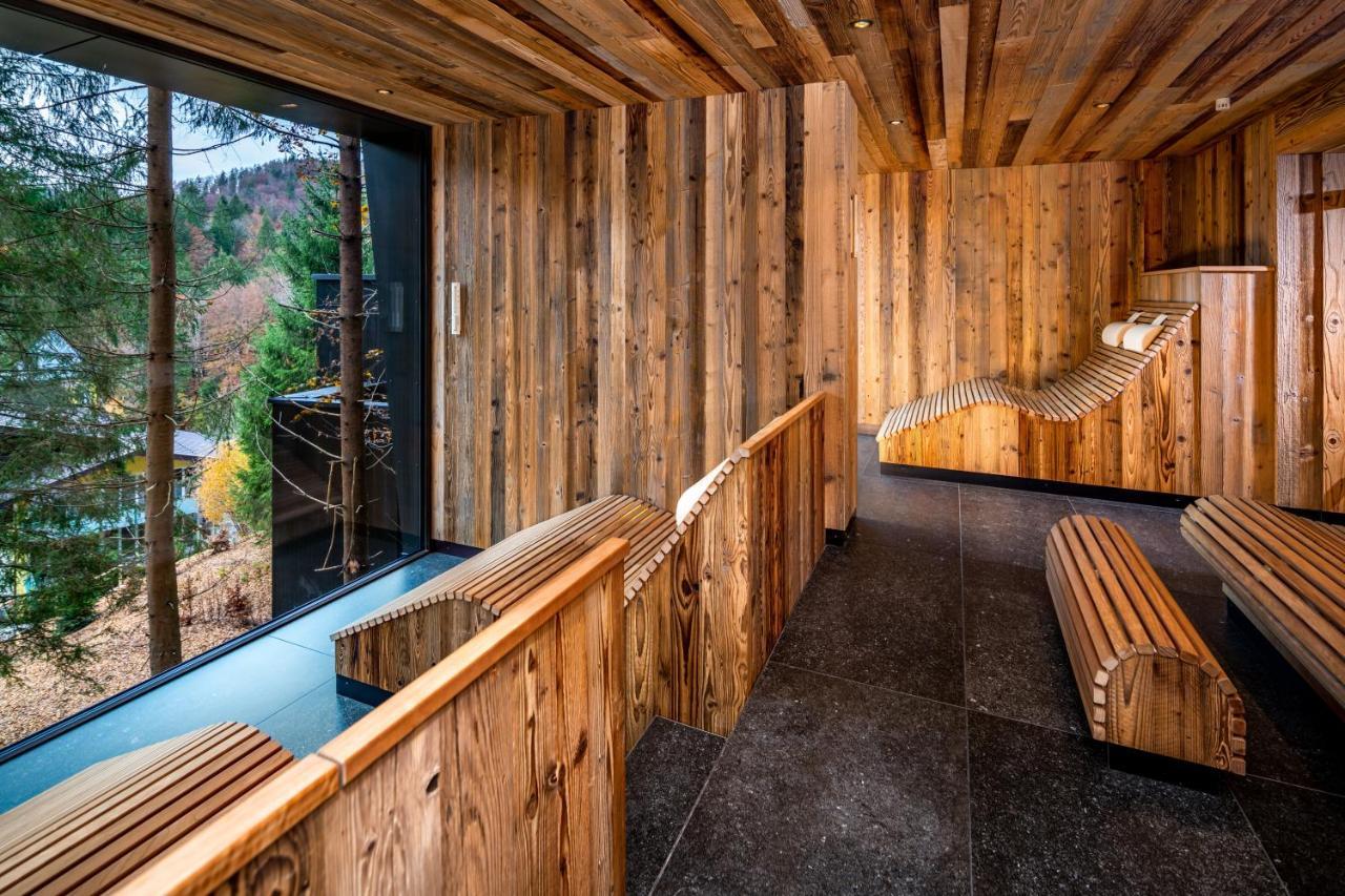 Hotel Fischerwirt Natur Waldspa Faistenau Exteriör bild