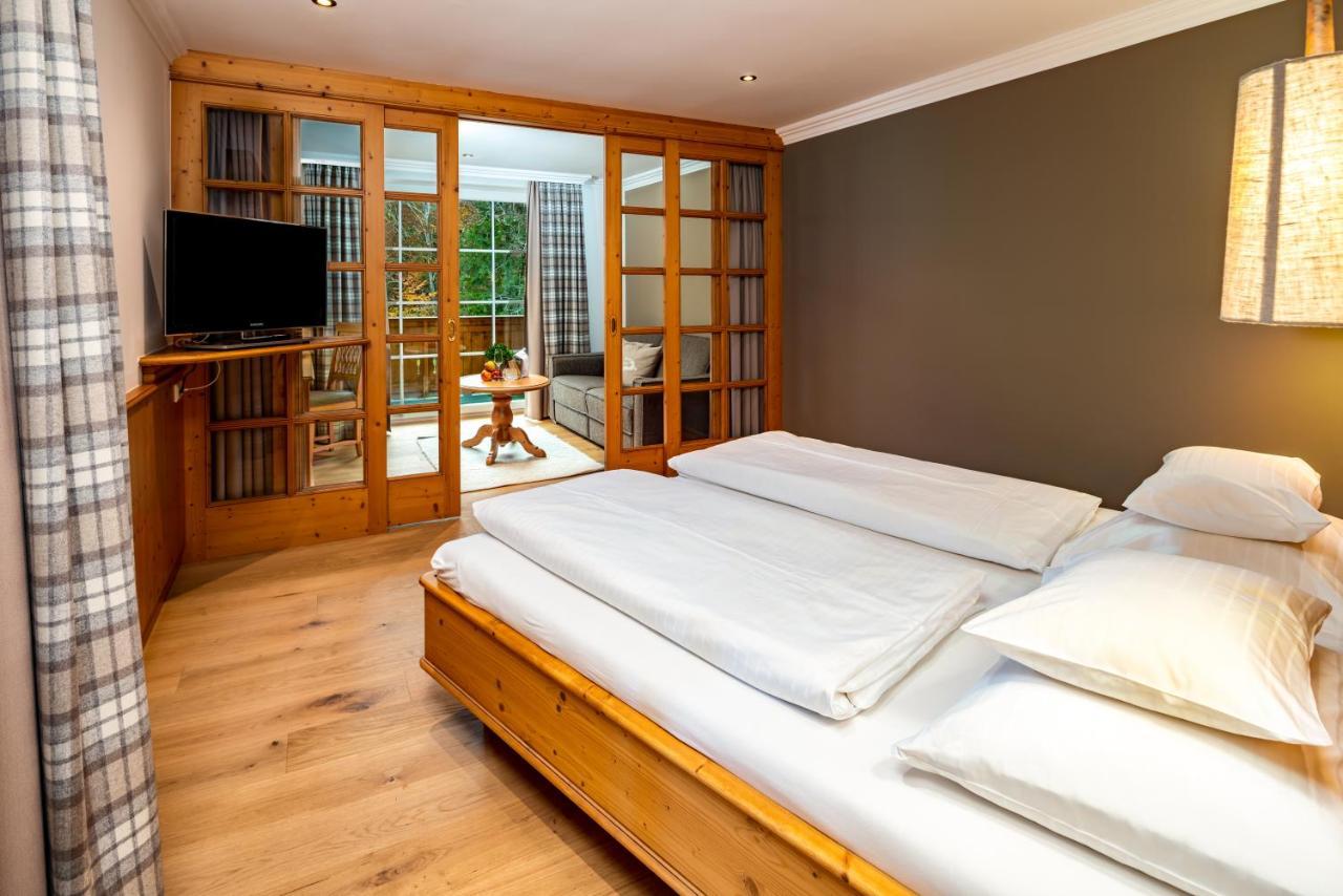 Hotel Fischerwirt Natur Waldspa Faistenau Exteriör bild